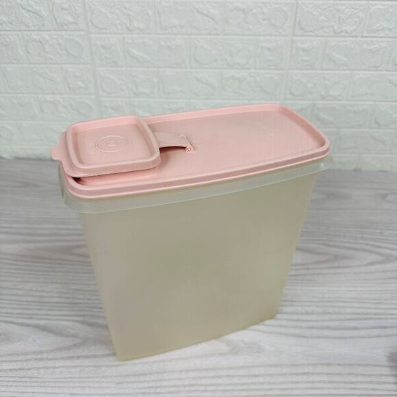 Tupperware Vtg Store N Pour Super Cereal Keeper Pink White Large Flip Top Lid - Picture 2 of 7